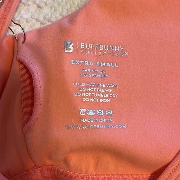 Buffbunny monarch sports bra macaroon nwt - Picture 4 of 5